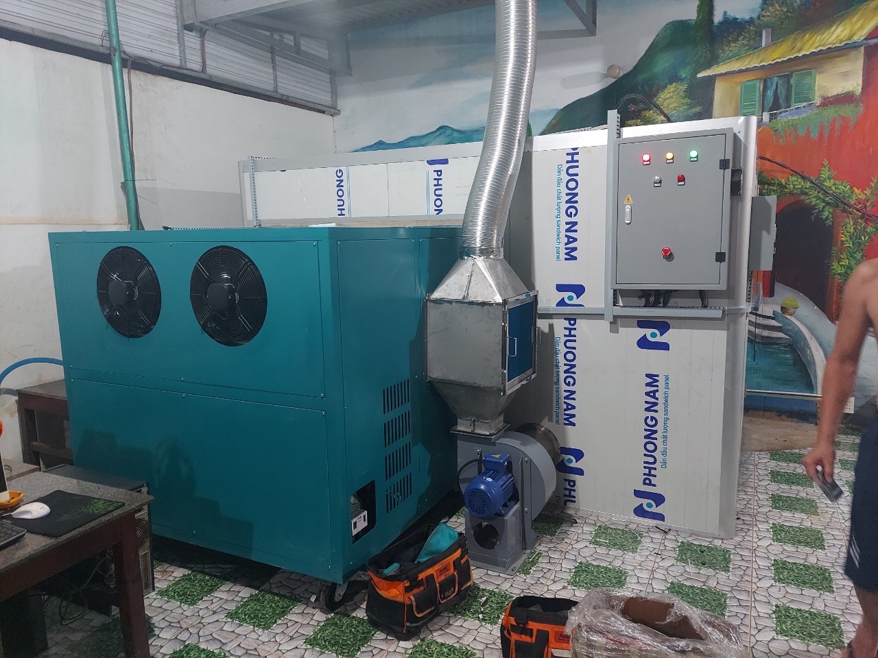 Máy sấy bơm nhiệt cho phòng sấy công nghiệp